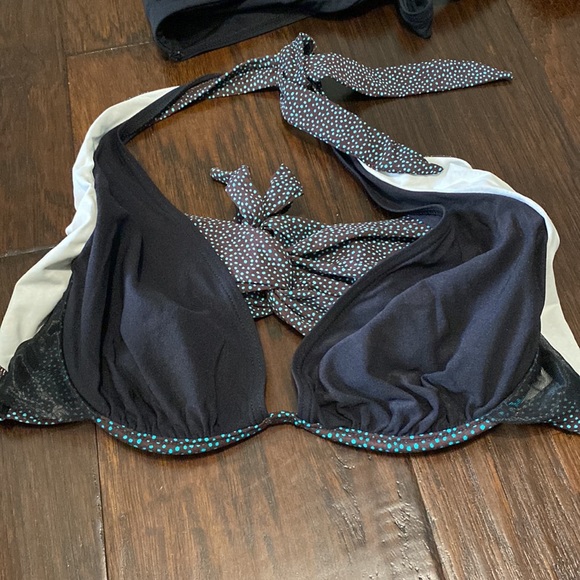 Coco Reef 3-Piece Bikini - Picture 5 of 9